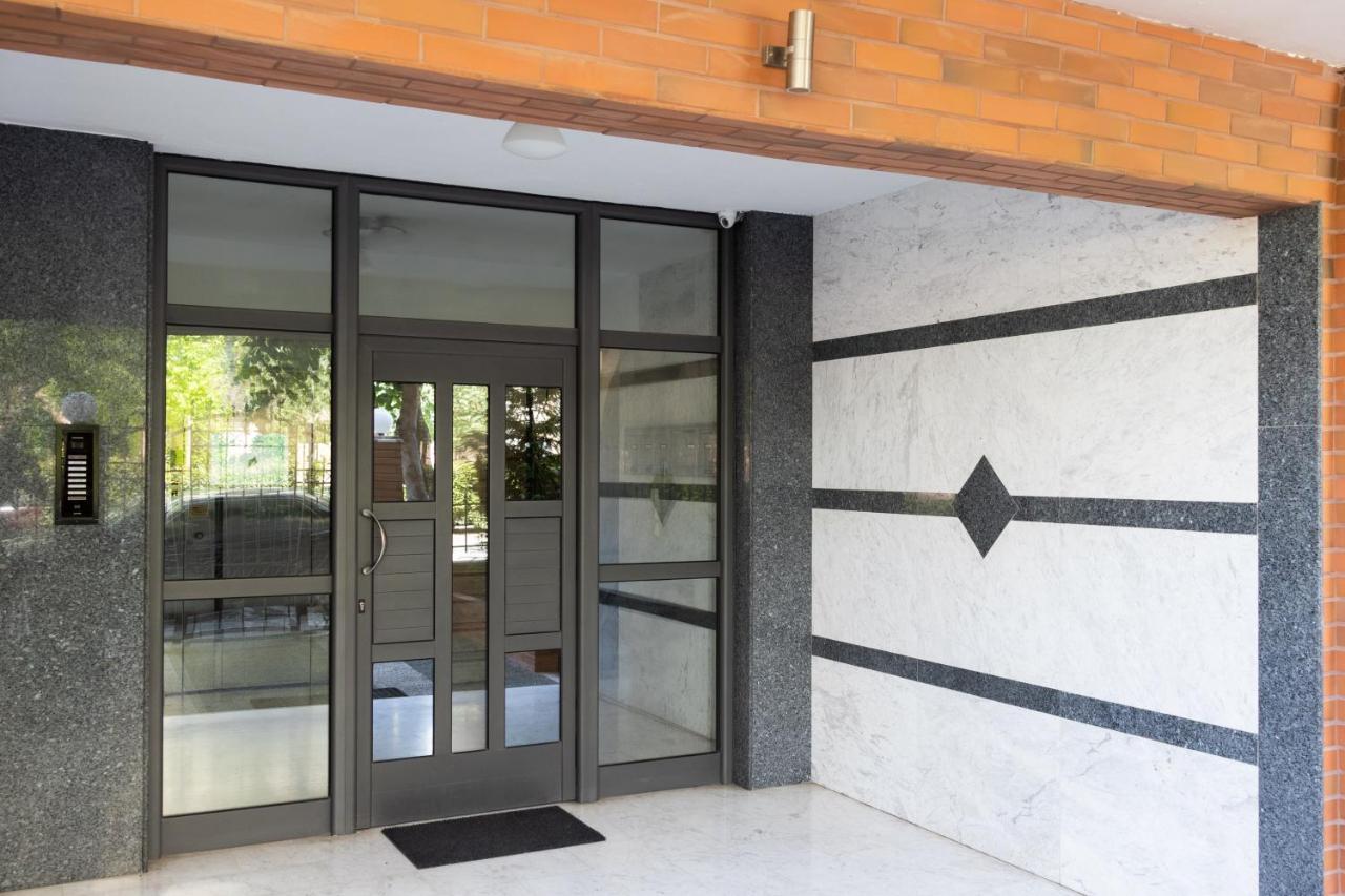 East City Living Apt - Netflix, Vesta Philoxenia เทสซาโลนิกิ ภายนอก รูปภาพ